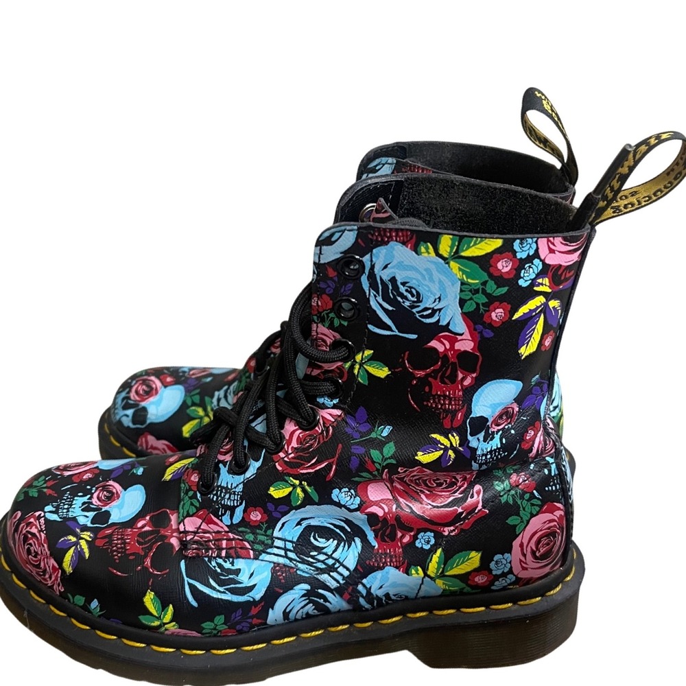 D Martens 1460 Rose Skull Floral Black Leather Combat Boots Women sz 8 WORE 1X